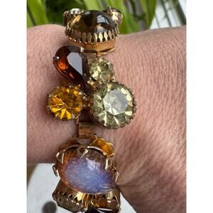 Vintage Borealis Art Gold Tone Bracelet. Unsigned. Juliana? Weiss? Amber Colors
